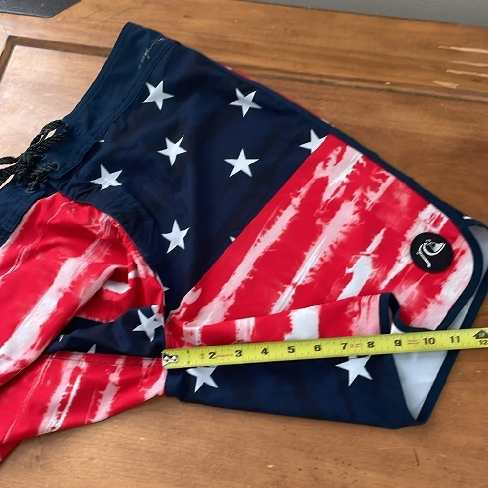 Quicksilver High Line Board Shorts Size 34